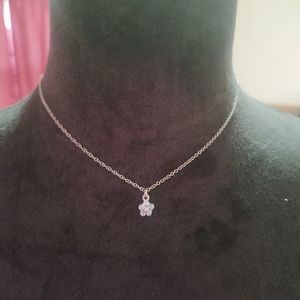 Silver and blue flower necklace 16 inches